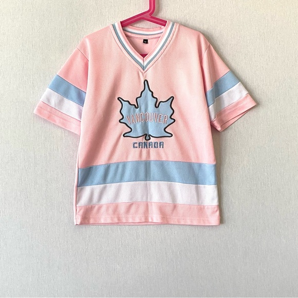 Girls Vancouver Canada Jersey T Shirt Medium - Picture 1 of 3